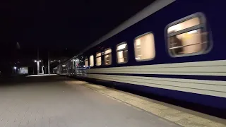 🇺🇦 "Нічний в Одесу" Електровоз ЧС8-077 з поїздом EN 105 "Чорноморець" Киев-Одеса