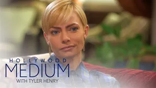 Jaime Pressly Connects With Brittany Murphy | Hollywood Medium with Tyler Henry | E!