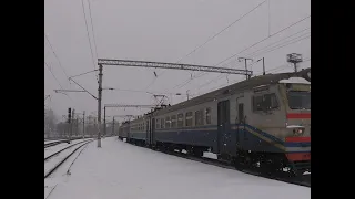 электричка Киев Украина/train Kiev Ukraine/ट्रेन कीव यूक्रेन