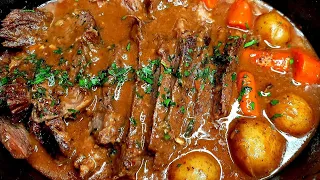 EASY Pot Roast and Gravy Recipe #food