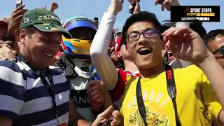 F1 .. When Alonso jumped to the stadium to meet his fans after an engine failure