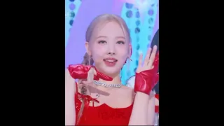 NAYEON(나연)(TWICE) - POP!|Music Bank|220624 KBS WORLD TV