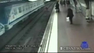 Man Falls on Train Tracks, Rescued