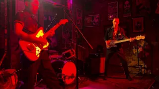 -Live Ichi bons + Bassferatu -DOWN SHIFTING 08/26/23 Reggie’s, Chicago, IL… MESSER CHUPS + ICHI BONS