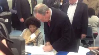 Mayor Bloomberg Votes NYC 2013