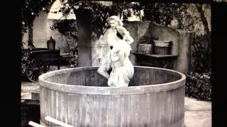 I LOVE LUCY STOMPING GRAPES
