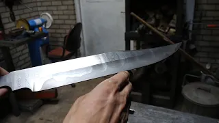 Forging a Damascus San Mai bowie knife, part 1, forging the blade.