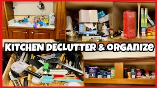 KITCHEN DECLUTTER & ORGANIZING/ Decluttering cupboards and moving things around to function better