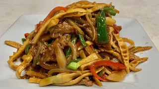 Sauté beef with bamboo shoots