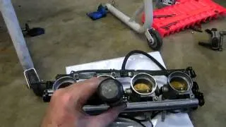 ZX-12R Throttle Body and Injector Removal