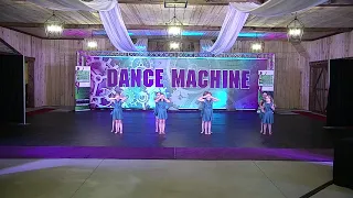 Small Mini Contemporary Group - "Count on Me"