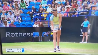 Petra Kvitova - unique serving routine