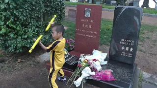 Ryusei visited Bruce Lee grave in Seattle