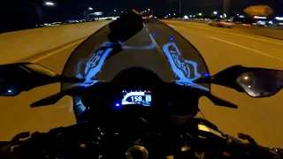 Leave a car meet hitting the highway. 🏍💨🚓🚓