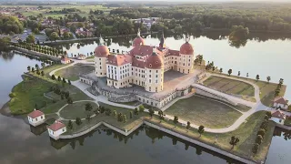 Rundflug um das Schloss Moritzburg