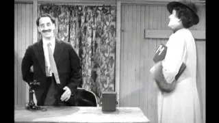 Marx Brothers - The Big Store 1941 (scene: Getting a client)