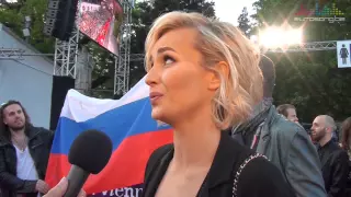 Interview Polina Gagarina on the red carpet in Vienna - Russia Eurovision 2015