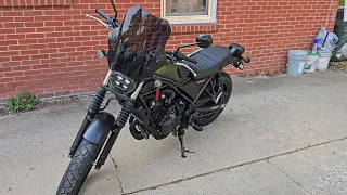 Puig dark smoke bat windscreen on Honda SCL500 motorcycle