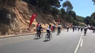 Cape Town Cycle Tour 2016 Final hill Suikerbossie after 90 km