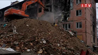 В Ірпені демонтують знищені росіянами будинки