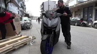 unboxing YAMAHA XMAX 300 (euro5) 2021