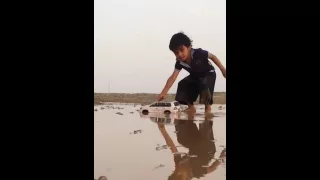 Watch the real car sinking...