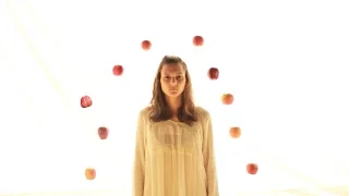 Two Apples (HSC 4-Unit English Film)