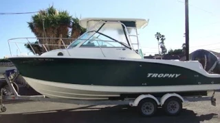 Trophy 2502 with Verado 250HP 4-Stroke - 2005 Model Year