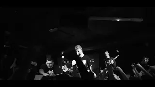 Holding Absence - Like A Shadow (Official Live Video)