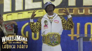 Snoop Dogg receives custom WWE Title from Belair and Lynch: WrestleMania Launch Party, Aug. 11, 2022