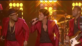 Bruno Mars - Treasure (2013 Billboard Music Awards)