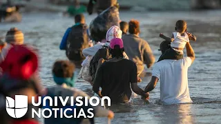 Desalojan el campamento de migrantes que había sido ubicado entre Ciudad Acuña y Del Río, Texas