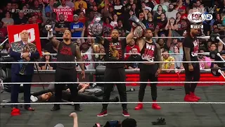 Roman Reigns & The Bloodline atacan a Kevin Owens & Sami Zayn -WWE Smackdown 26/05/2023 (En Español)