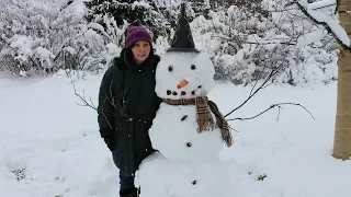 How to make a snowman