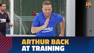 FOLLOW ARTHUR | Back at work