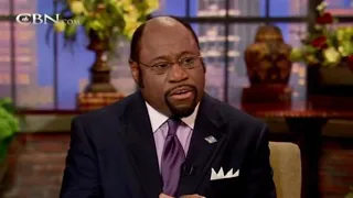 Don't Hold Yourself BACK | No More Limited Thinking | Dr. Myles Munroe #Inspiration #Greatness