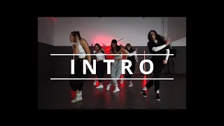 šok/šok studija I Tierra Whack - Clones I #INTRO 14