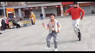 💝Enjoy the Classic dance💝 Clouds cover the moon by💝 Wei Jia and Little girl Xiao Xuanxuan dancing 💝