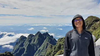 How I conquer the tallest Fansipan mountain in Sapa Vietnam ! 3143 m height