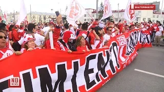 Peru fans in Yekaterinburg / Тысячи перуанцев устроили карнавал перед матчем в Екатеринбурге