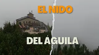 Adentrándonos en el nido del águila en un día de lluvia  y niebla misteriosa