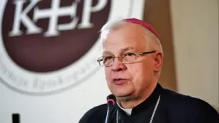 Ks. Piotr Natanek - Abp Józef Michalik po spotkaniu Rady Stałej KEP - 16.01.2012r.