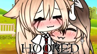 🌵HOOKED🌵 tradução / GLMV 🌵 [yuri]