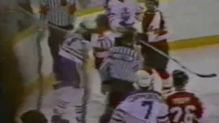 Dennis Ververgaert vs Mark Messier Jan 27, 1980