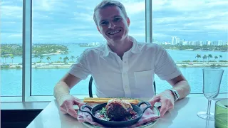 We tried Royal Caribbean's UNLIMITED DINING PACKAGE on Freedom of the Seas | Balcony Cabin Tour