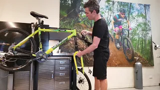Cannondale Headshok fork Install - Quick 'How to', By Cyclinic