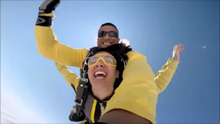 Salto duplo de paraquedas em Resende-RJ com Luciana Guimarães!