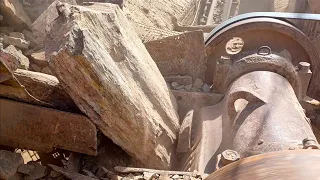 How STONE CRUSHER works⁉️How to CRUSH ⚒️🪨⚒️Amazing👹🪨Giant ROCKS⁉️Quarry Primary Rock Crusher Machine