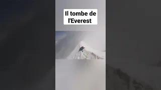 il glisse du sommet de l'Everest 😱