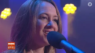 Sophie Hunger - There Is Still Pain Left (live ARD MOMA)